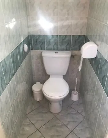 De بيت ضيافة